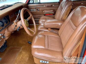 1984 Jeep Grand Wagoneer full