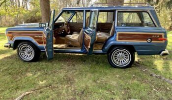 1986 Jeep Grand Wagoneer full