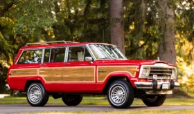 1991 Jeep Grand Wagoneer (147,200)