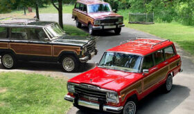 1991 Jeep Grand Wagoneer (25b)