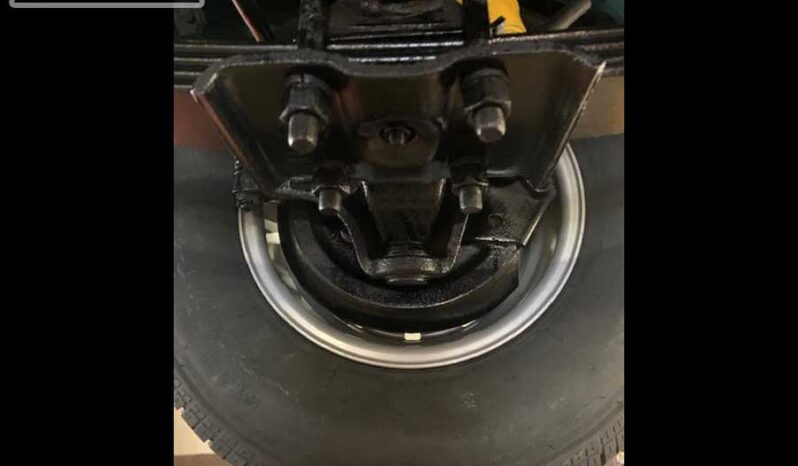 1991 Jeep Grand Wagoneer (25b) full