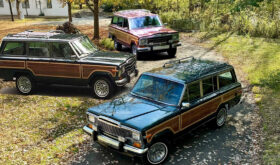 1984 Jeep Grand Wagoneer (7-2)