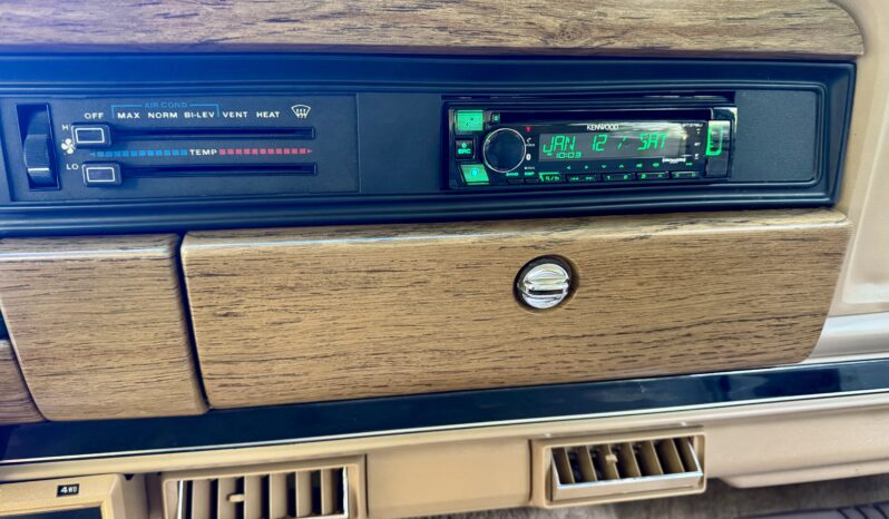1989 Jeep Grand Wagoneer (081825) full