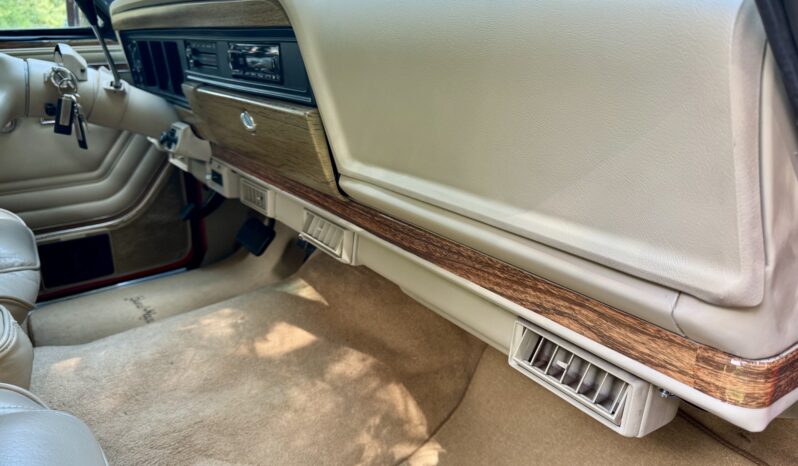 1987 Jeep Grand Wagoneer (8152025b) full