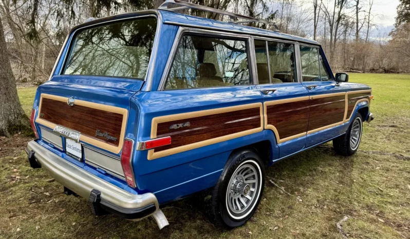 1988 Jeep Grand Wagoneer full