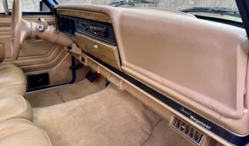 1988 Jeep Grand Wagoneer full