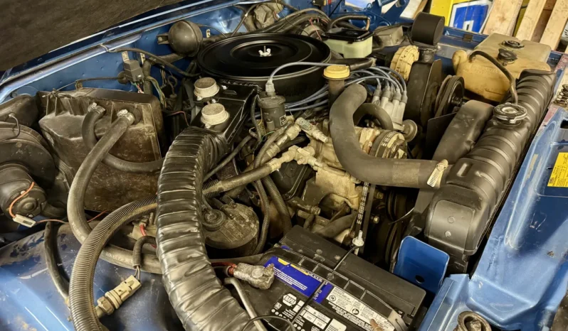 1988 Jeep Grand Wagoneer full