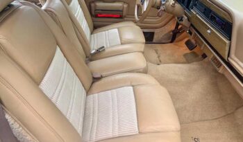 1991 Jeep Grand Wagoneer (25b) full