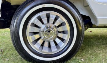 1991 Jeep Grand Wagoneer full